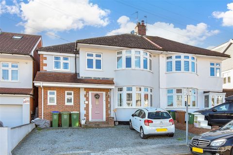 Martens Close, Bexleyheath, Kent DA7