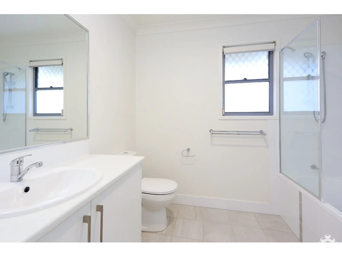 Additional image 3 of ID:21172530/17 Armstrong Street, Petrie QLD 4502