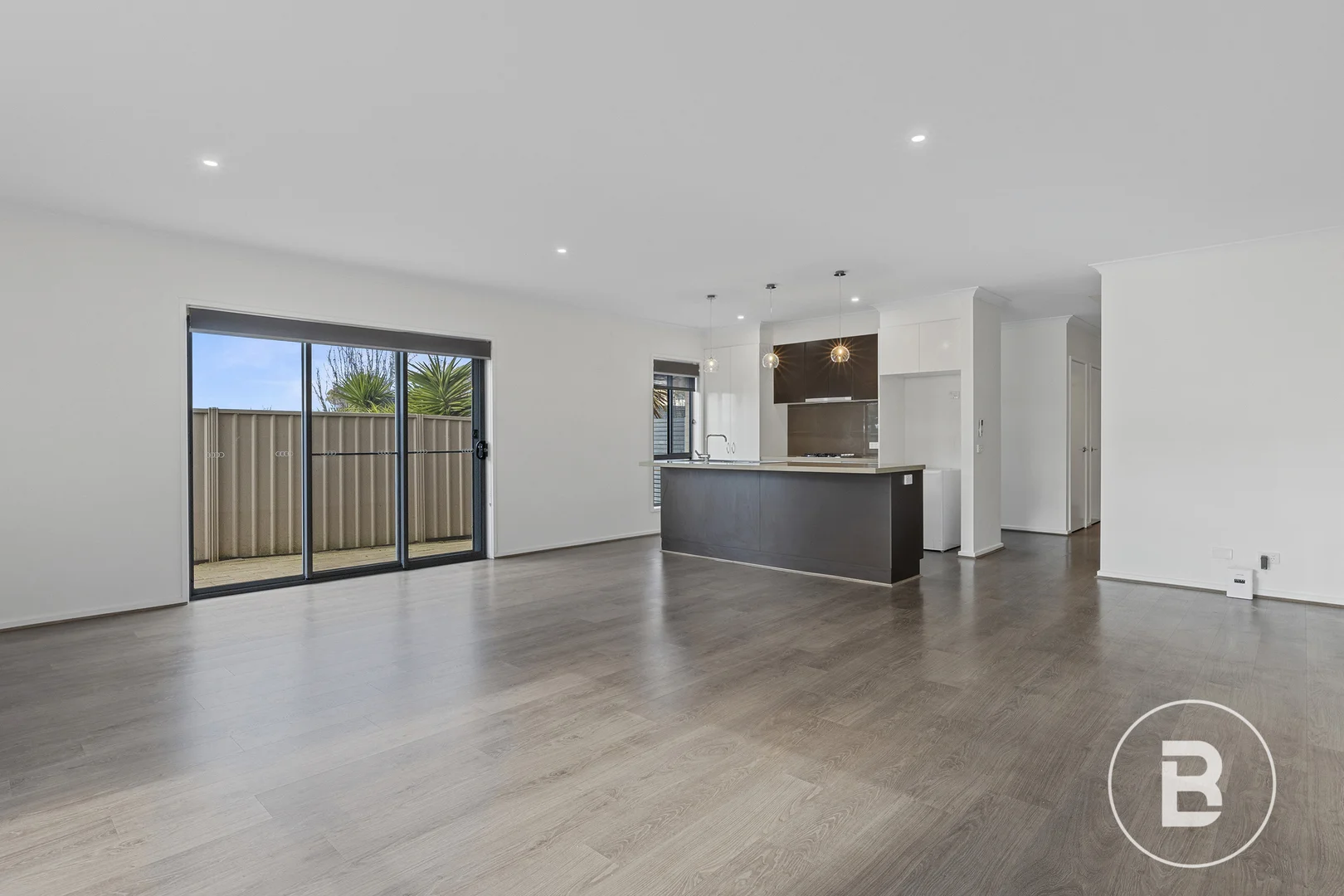 Additional image 3 of 2/29A Landale Drive, Strathdale VIC 3550