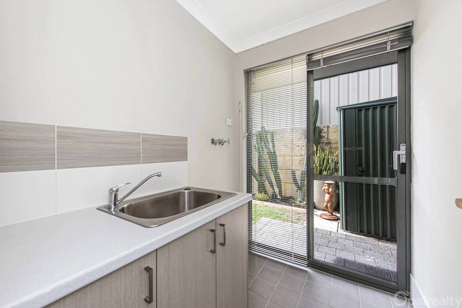 Additional image 13 of 10 Dornoch Way, Meadow Springs WA 6210