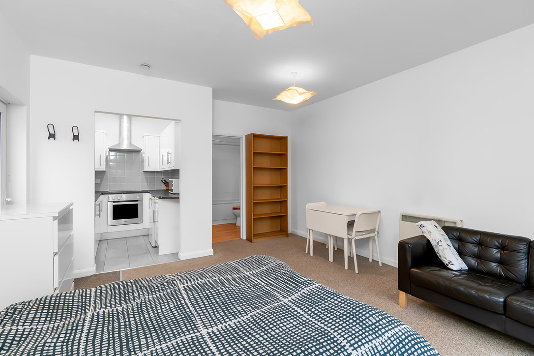 Studio Flat, Cavendish Road, CB1, N1 7GU