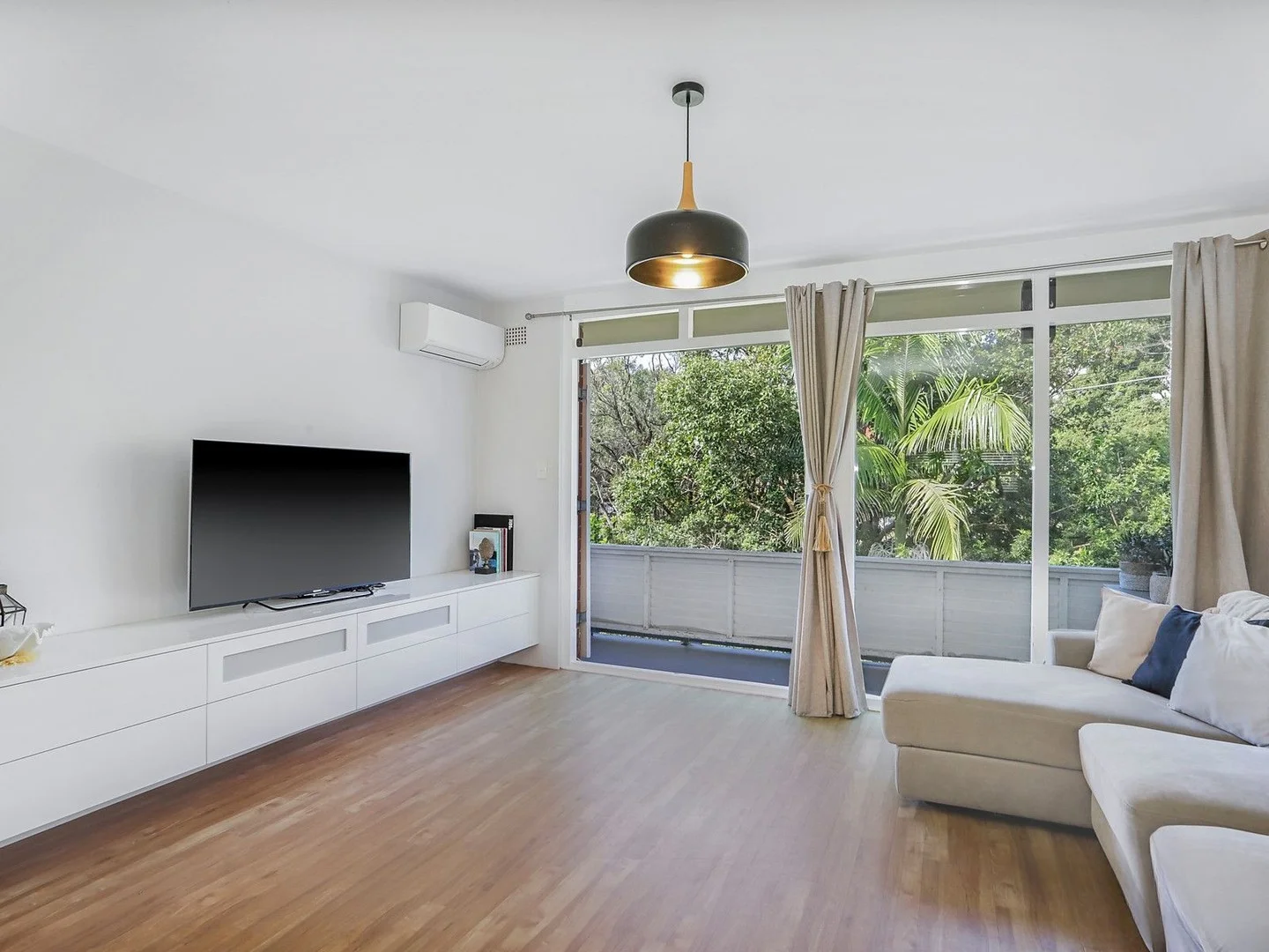 8/249 Barrenjoey Road, Newport NSW 2106