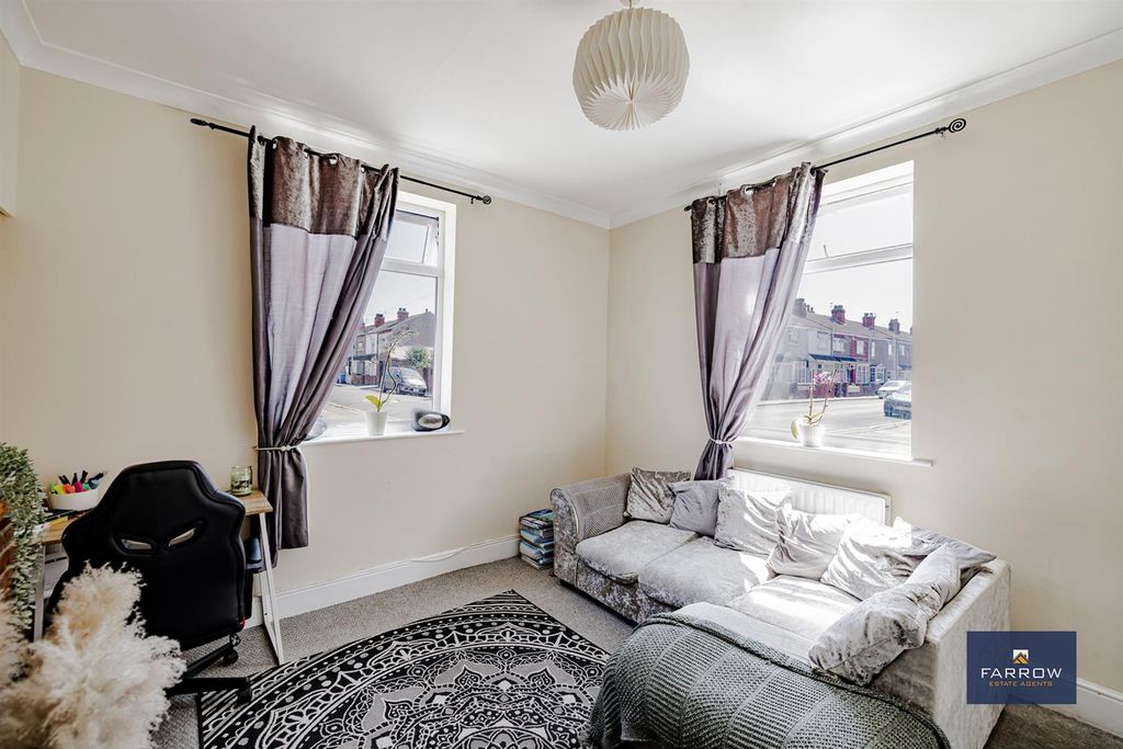 Additional image 4 of 3 bed end terrace house for saleRoberts Street, Grimsby DN32