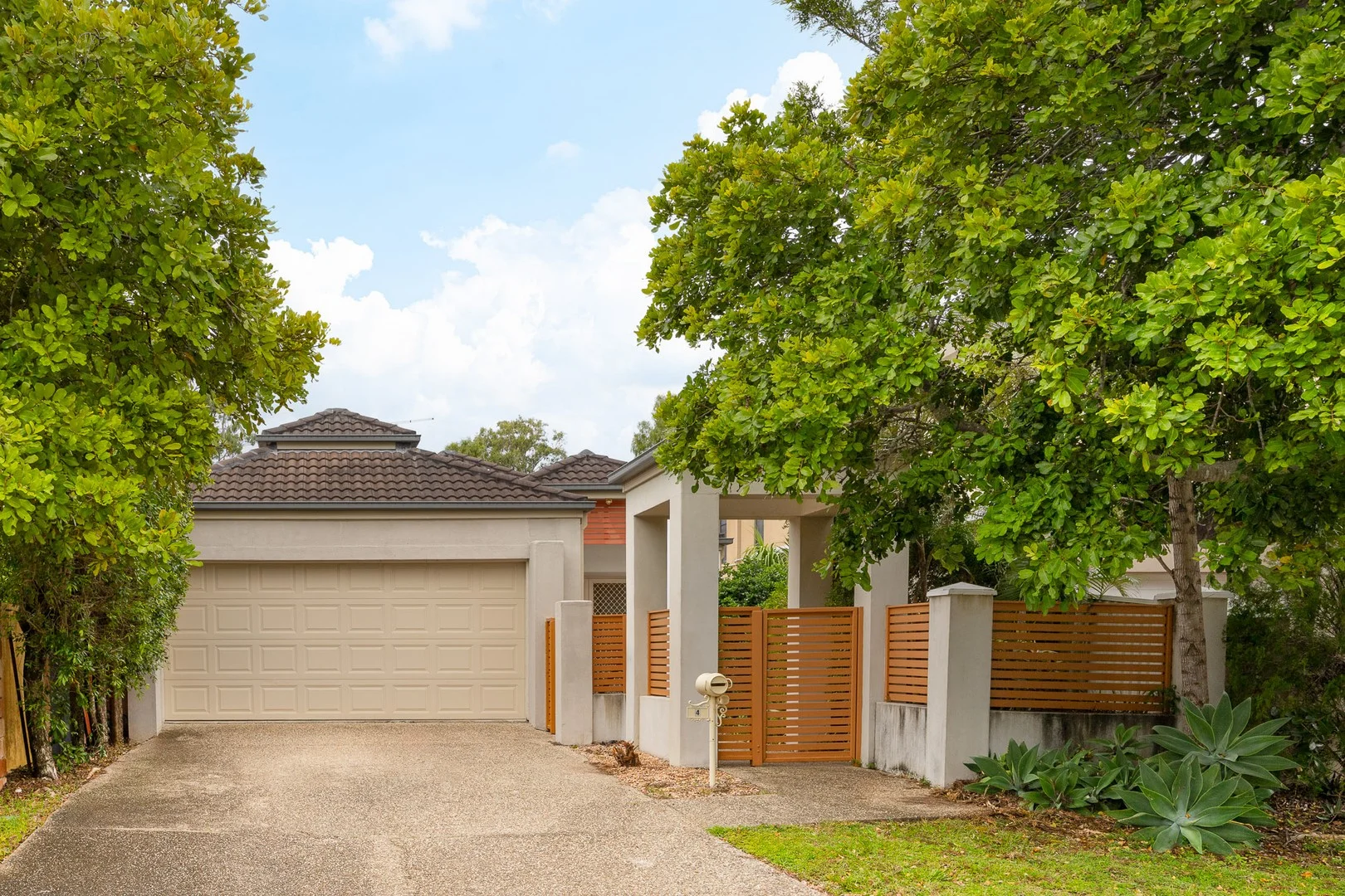4 Kristen Court, Redcliffe QLD 4020