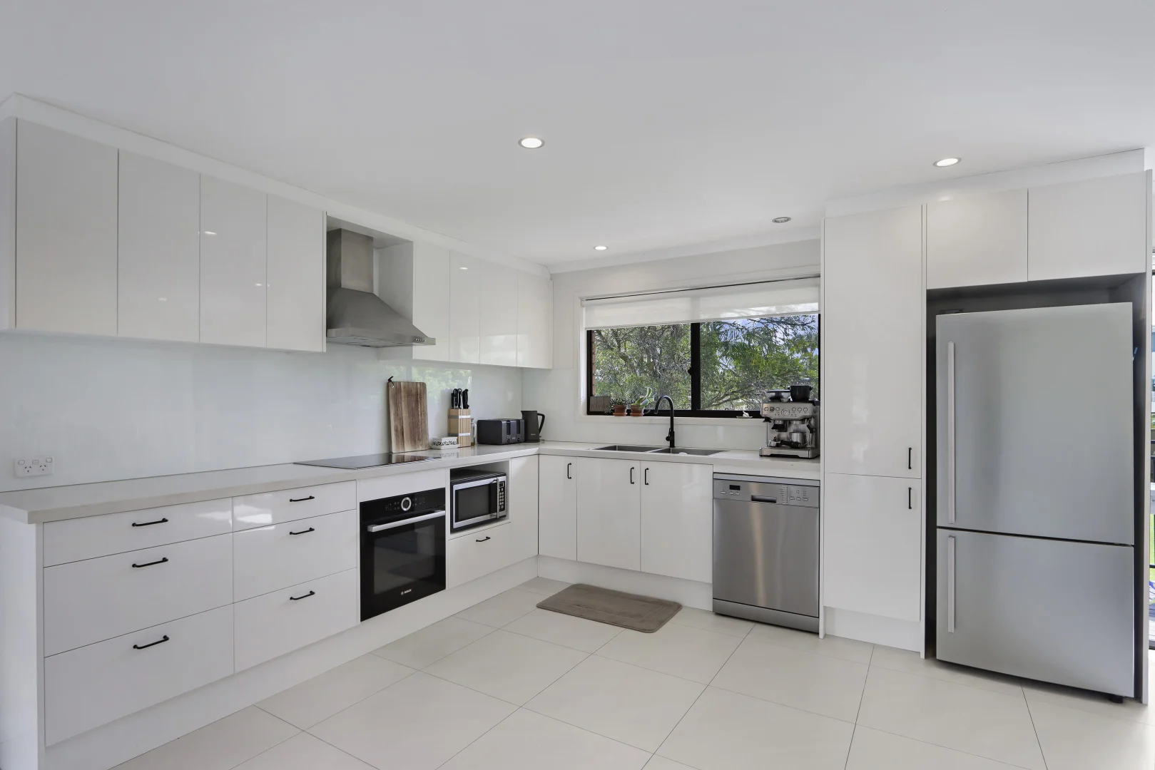 Additional image 2 of 7 Whites Avenue, Caringbah South NSW 2229