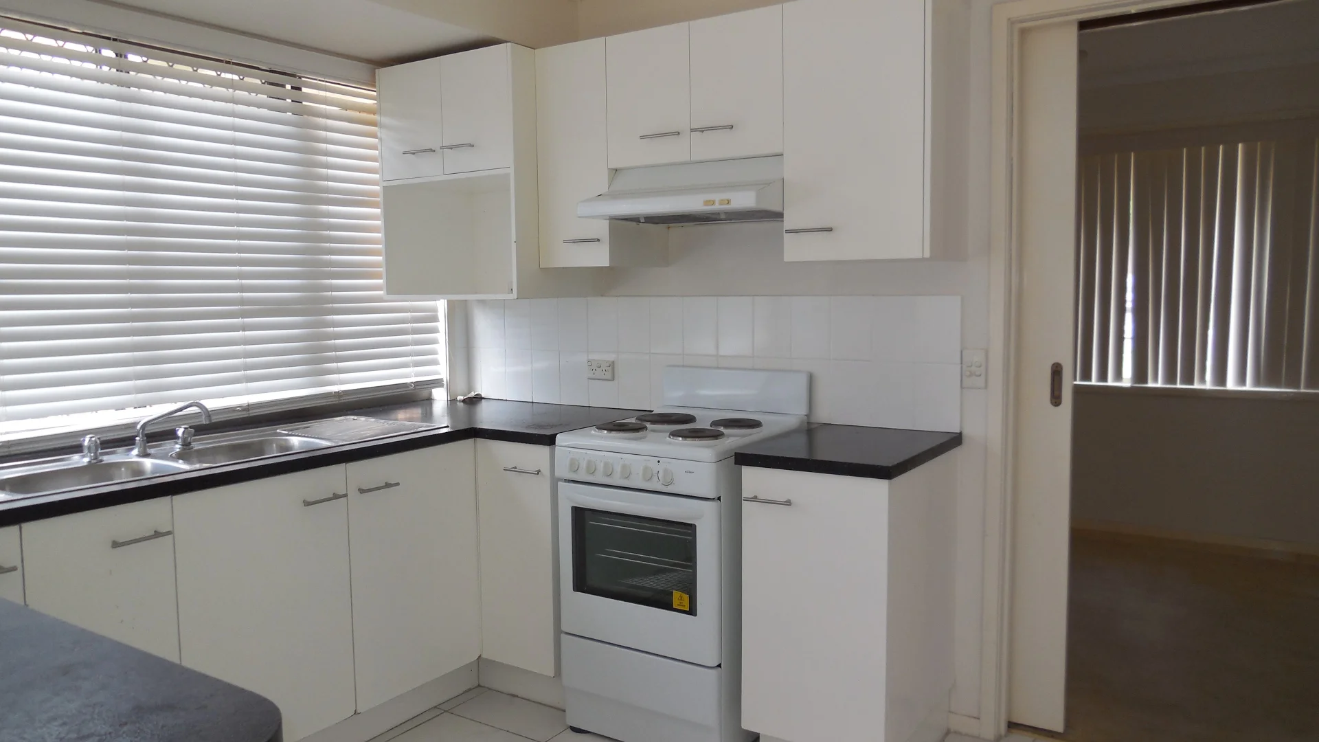 Additional image 2 of 38 Glen Ross Road, Sinnamon Park QLD 4073