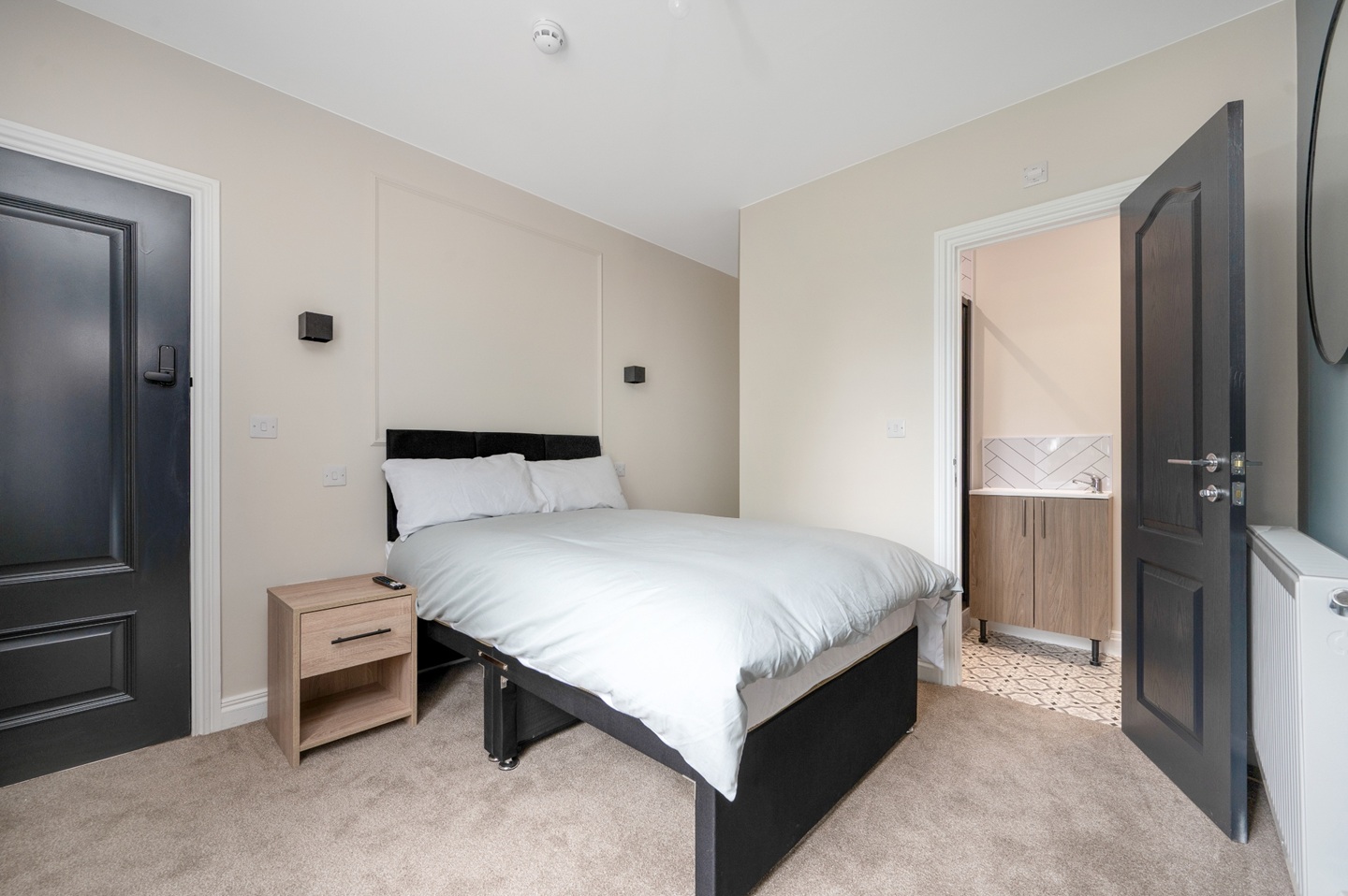 Additional image 51 of Room in a Shared House, Crompton Street, DE1, N1 7GU