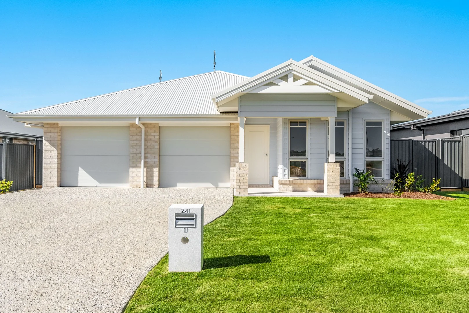 1/24 Kohler Drive, Yamba NSW 2464