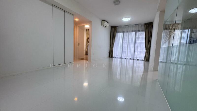 48 Lakeside Drive photo 2