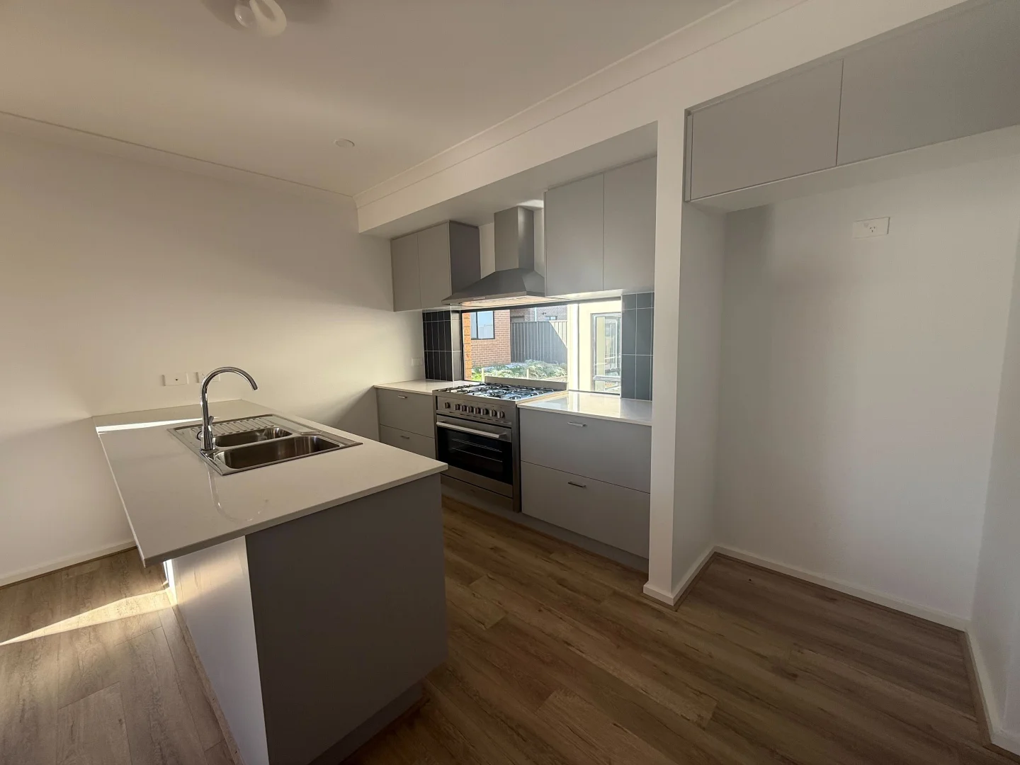 Additional image 6 of 28 Madeira Drive, Truganina VIC 3029