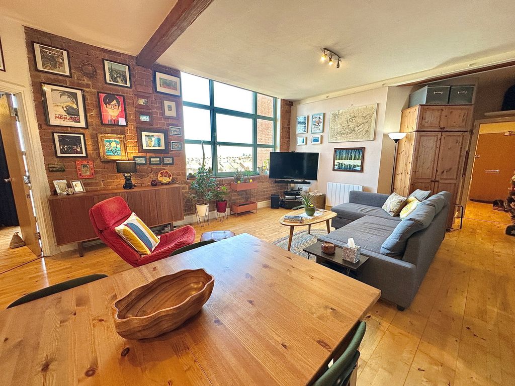 Additional image 2 of 2 bed flat for saleDuke Street, Northampton NN1
