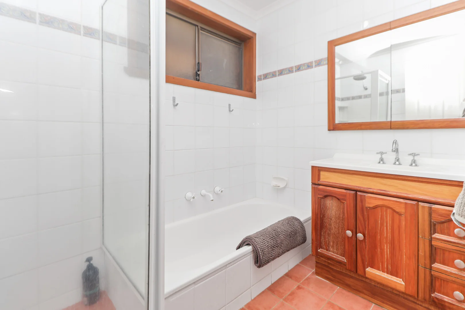 Additional image 10 of 174 Fernleigh Road, Mount Austin NSW 2650