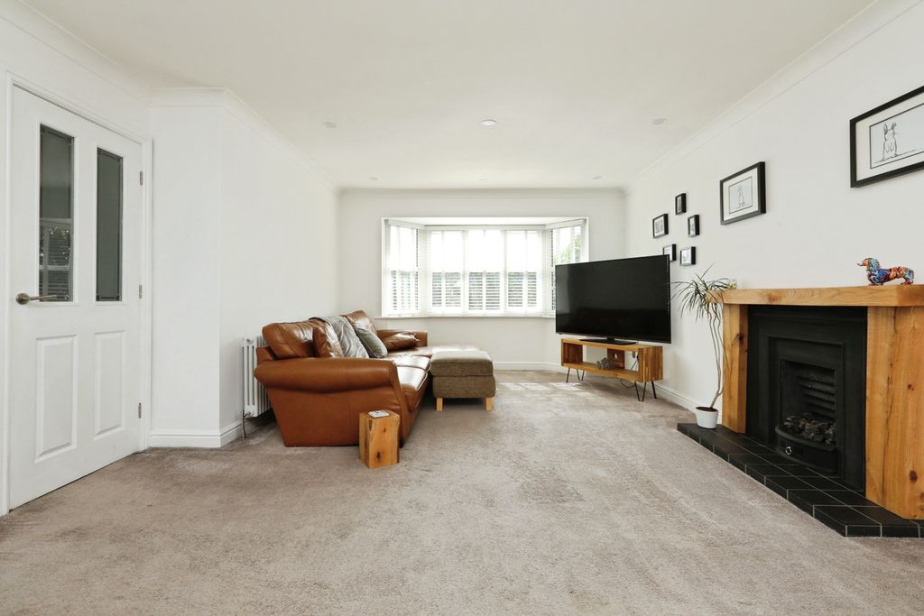 Additional image 6 of 4 bed detached house for saleDoncaster Road, Westwoodside, Doncaster DN9