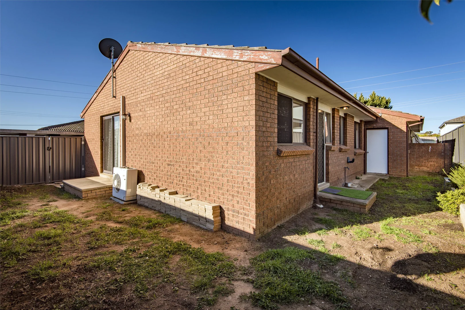 Additional image 8 of 2/47 Donald Road, Karabar NSW 2620