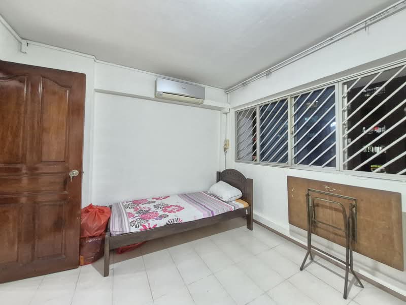 114 Serangoon North Avenue 1 photo 2