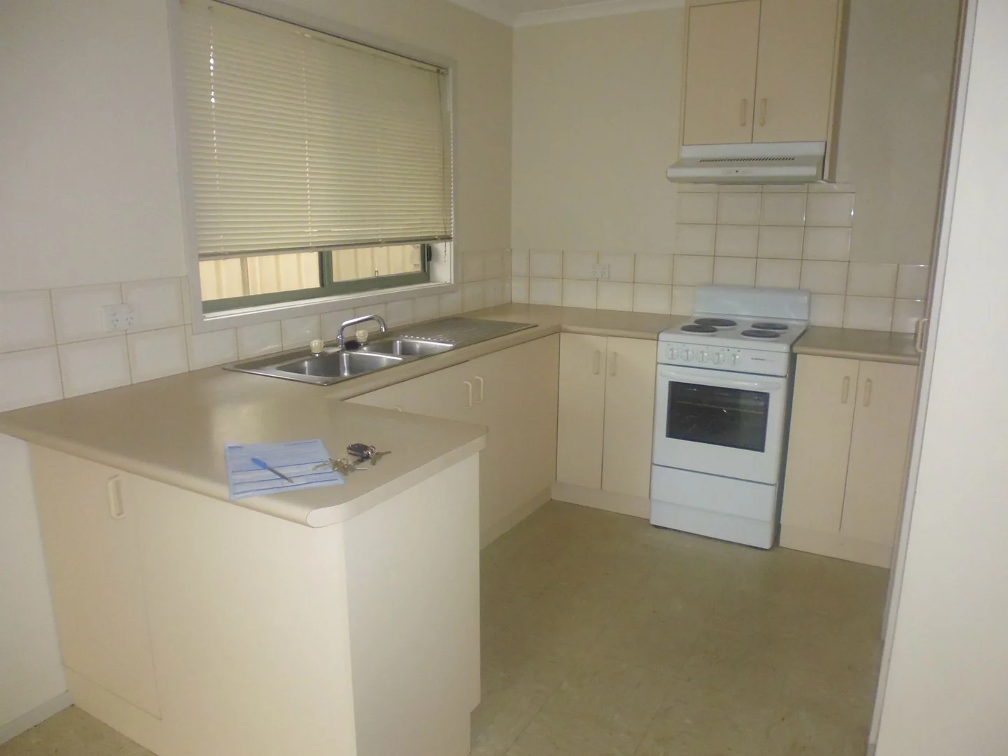Unit 8/5 Manse Road, Cobram VIC 3644 photo 3