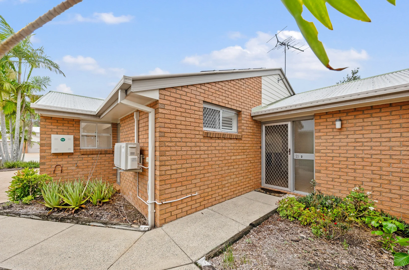 21/40 Leis Parade, Lawnton QLD 4501 photo 2