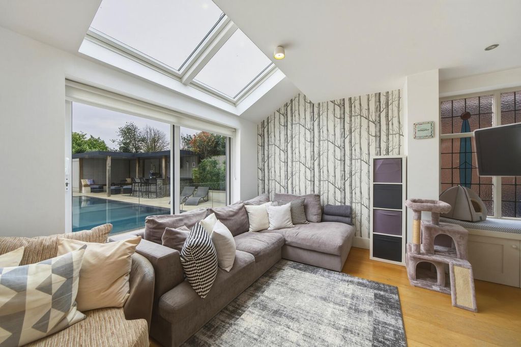 Additional image 12 of 7 bed detached house for saleDovedale Road, West Bridgford, Nottingham NG2