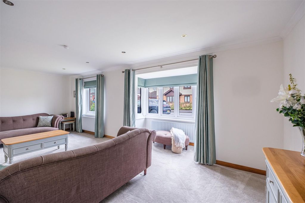 Additional image 3 of 5 bed detached house for saleTurnbull Way, Strathaven ML10