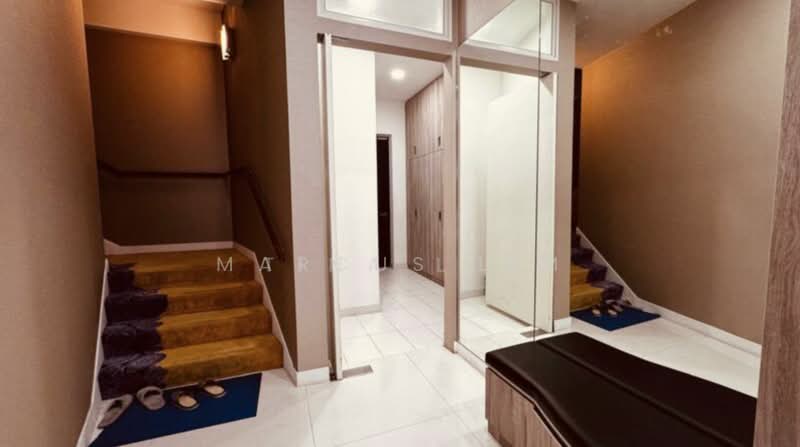 13 Leedon Heights