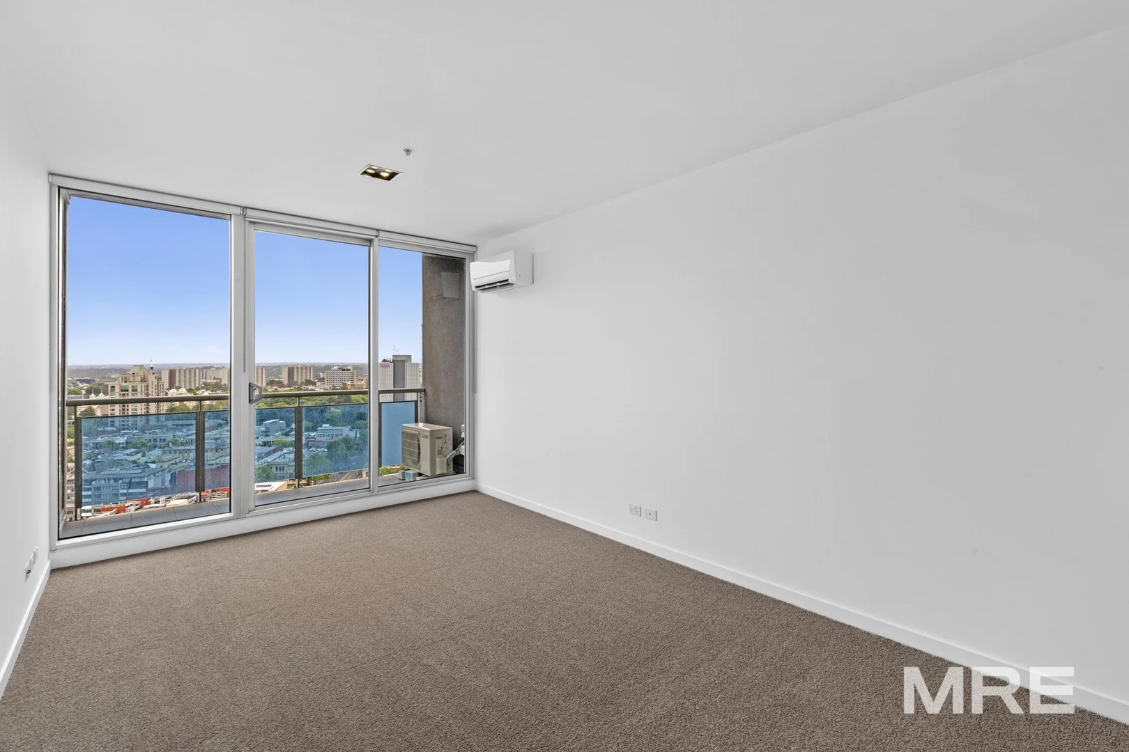 2704/483 Swanston Street, Melbourne VIC 3000