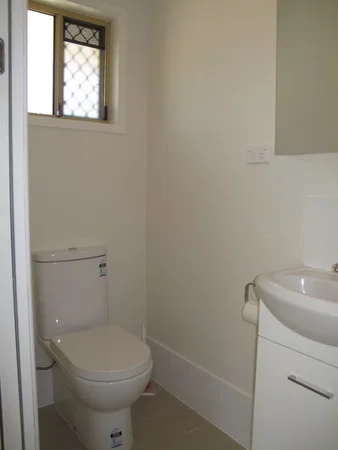 Additional image 13 of 5 Issell Place, Highland Park QLD 4211