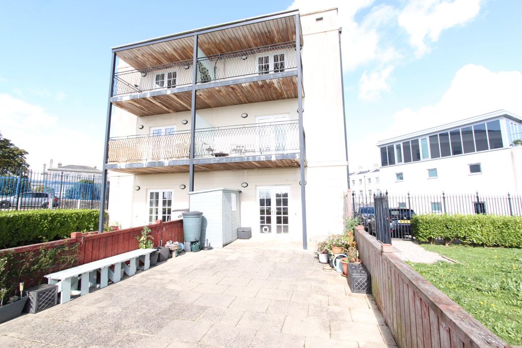 Additional image 3 of 2 bed flat for saleFlagstaff Walk, Mount Wise, Plymouth PL1