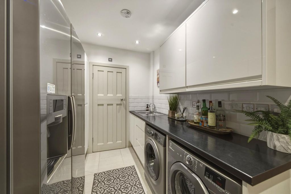 Additional image 21 of 7 bed detached house for saleDovedale Road, West Bridgford, Nottingham NG2