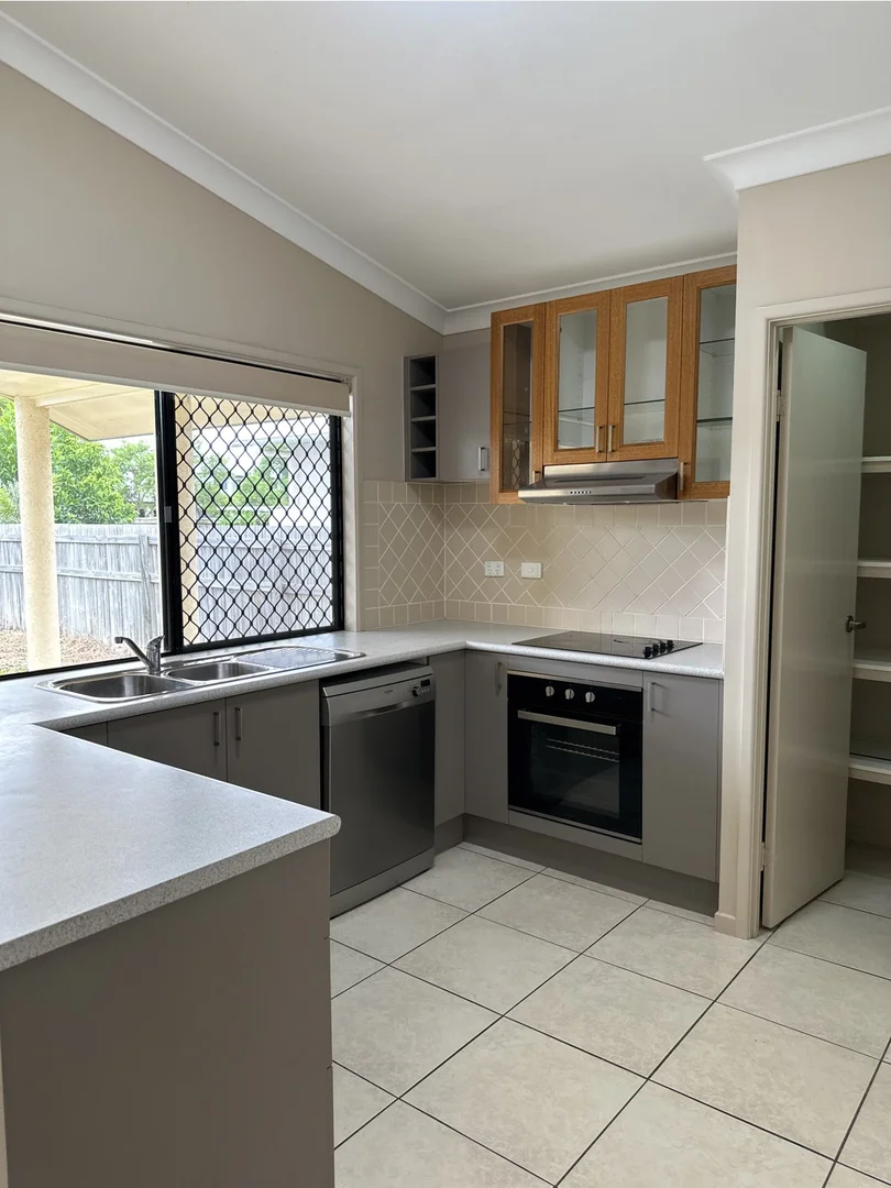 Additional image 4 of 16 Twinview Terrace, Idalia QLD 4811