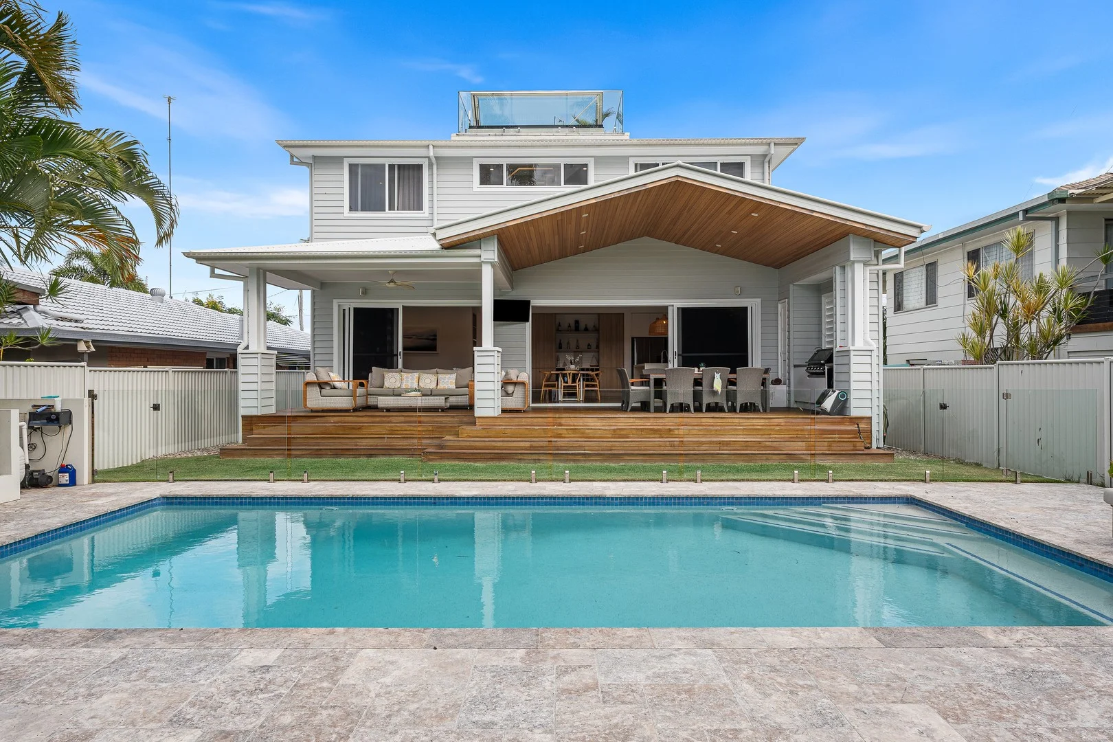17 Warrina Crescent, Burleigh Waters QLD 4220