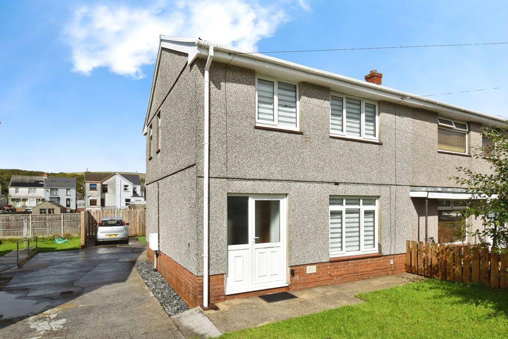 3 bed semi-detached house for saleMaes Y Glyn, Lower Brynamman, Ammanford, Neath Port Talbot SA18