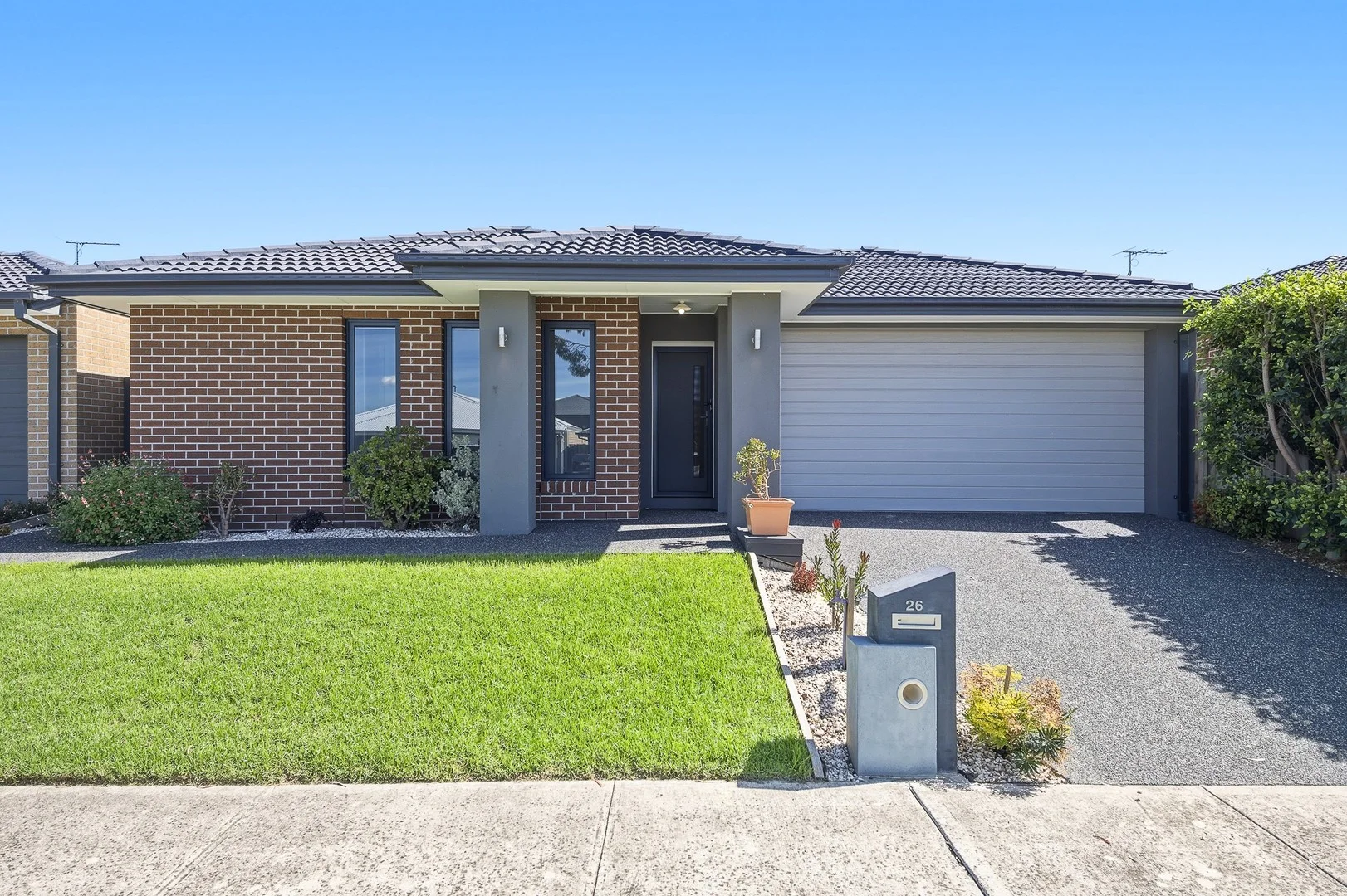 26 Lancelot Avenue, Clyde VIC 3978