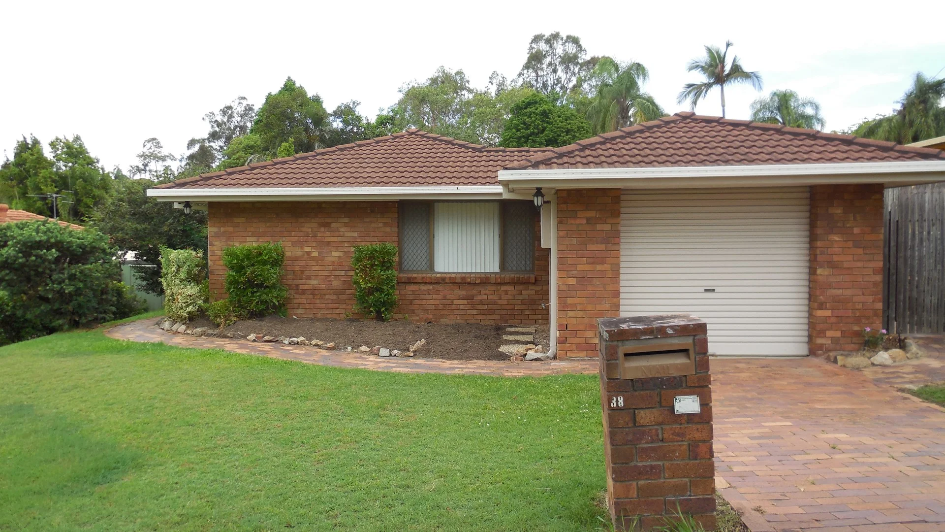 38 Glen Ross Road, Sinnamon Park QLD 4073