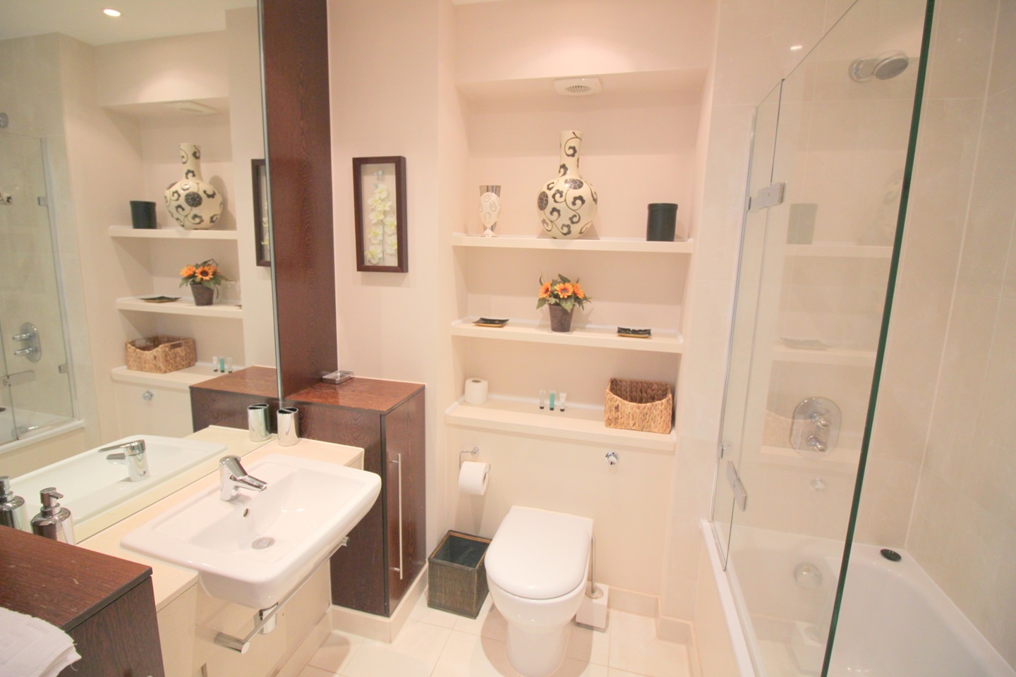 Additional image 18 of 2 Bed Flat, The Belvedere, CB2, N1 7GU