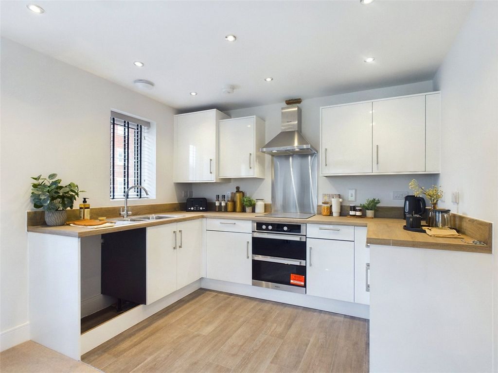 Additional image 3 of 1 bed flat for salePlot 15 Pine Grove, Trimley St. Mary, Felixstowe, Suffolk IP11