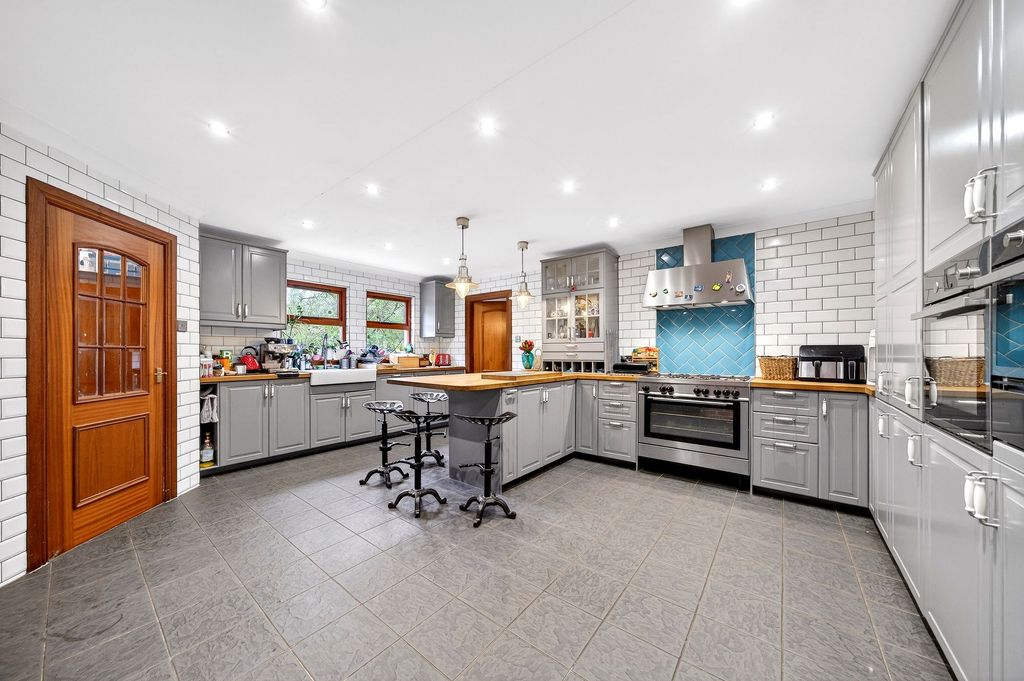 Additional image 11 of 5 bed detached bungalow for saleBenvane Road, Glenrothes KY6