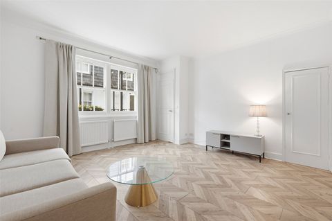 De Vere Mews, London W8
