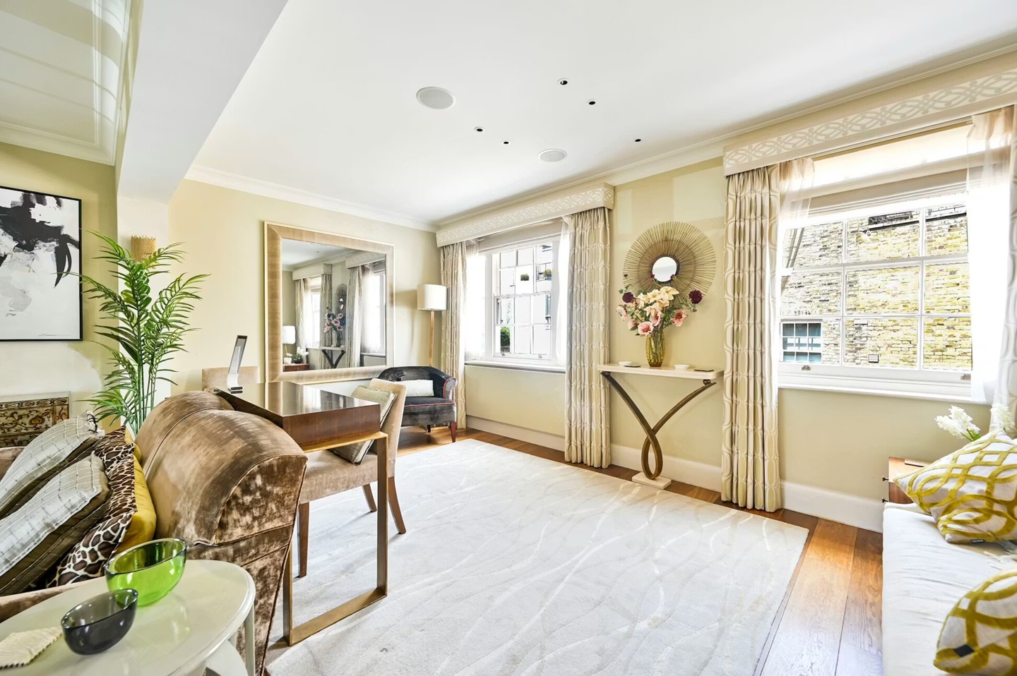 2 Bed Flat, Markham St, SW3, N1 7GU photo 2