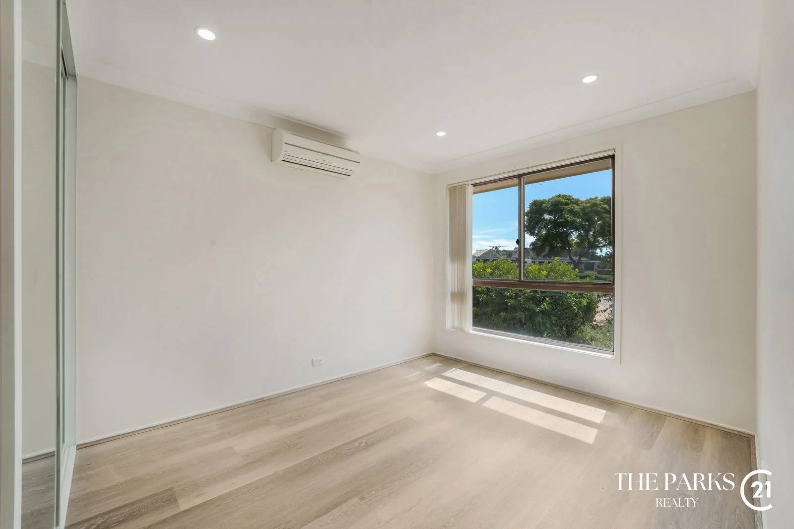 Additional image 10 of 66 Kingfisher Avenue, Bossley Park NSW 2176