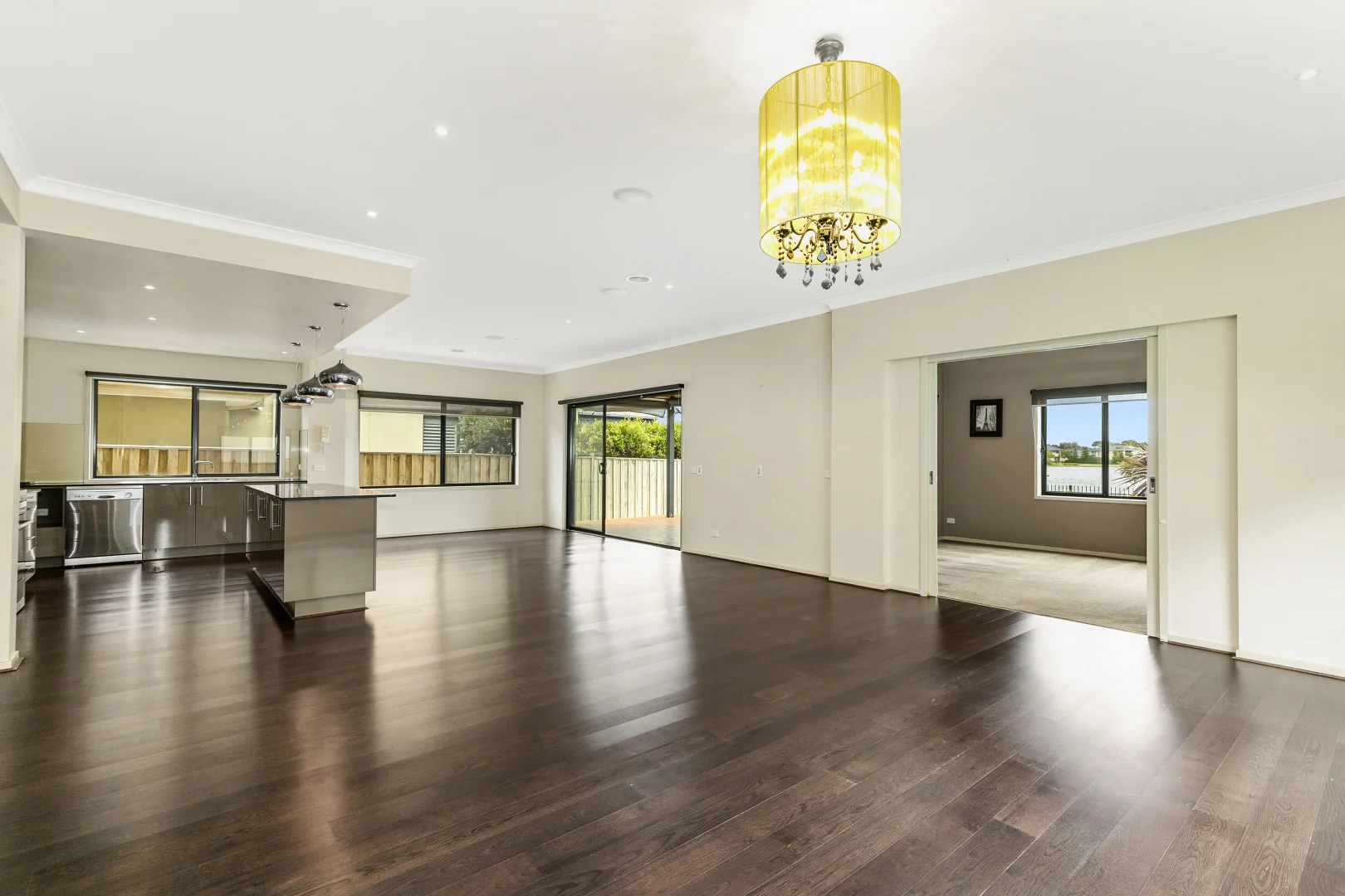 Additional image 2 of 30 Spinnaker Rise, Sanctuary Lakes VIC 3030