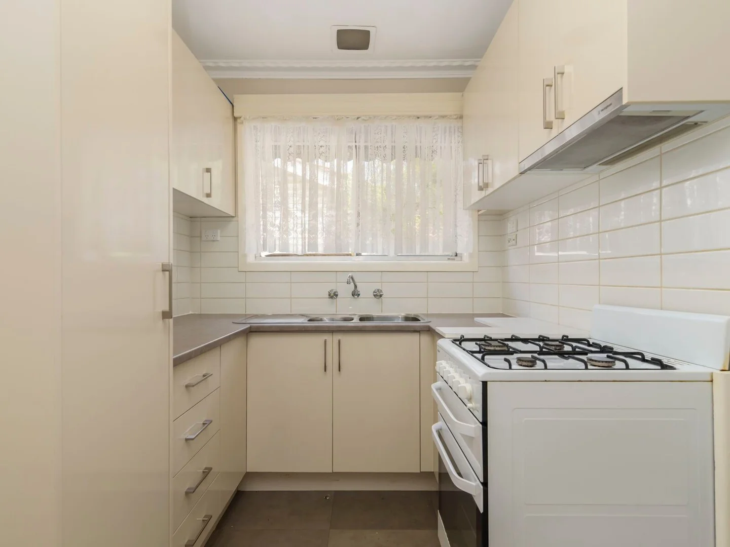 1/7 Wattle Grove, Coburg VIC 3058