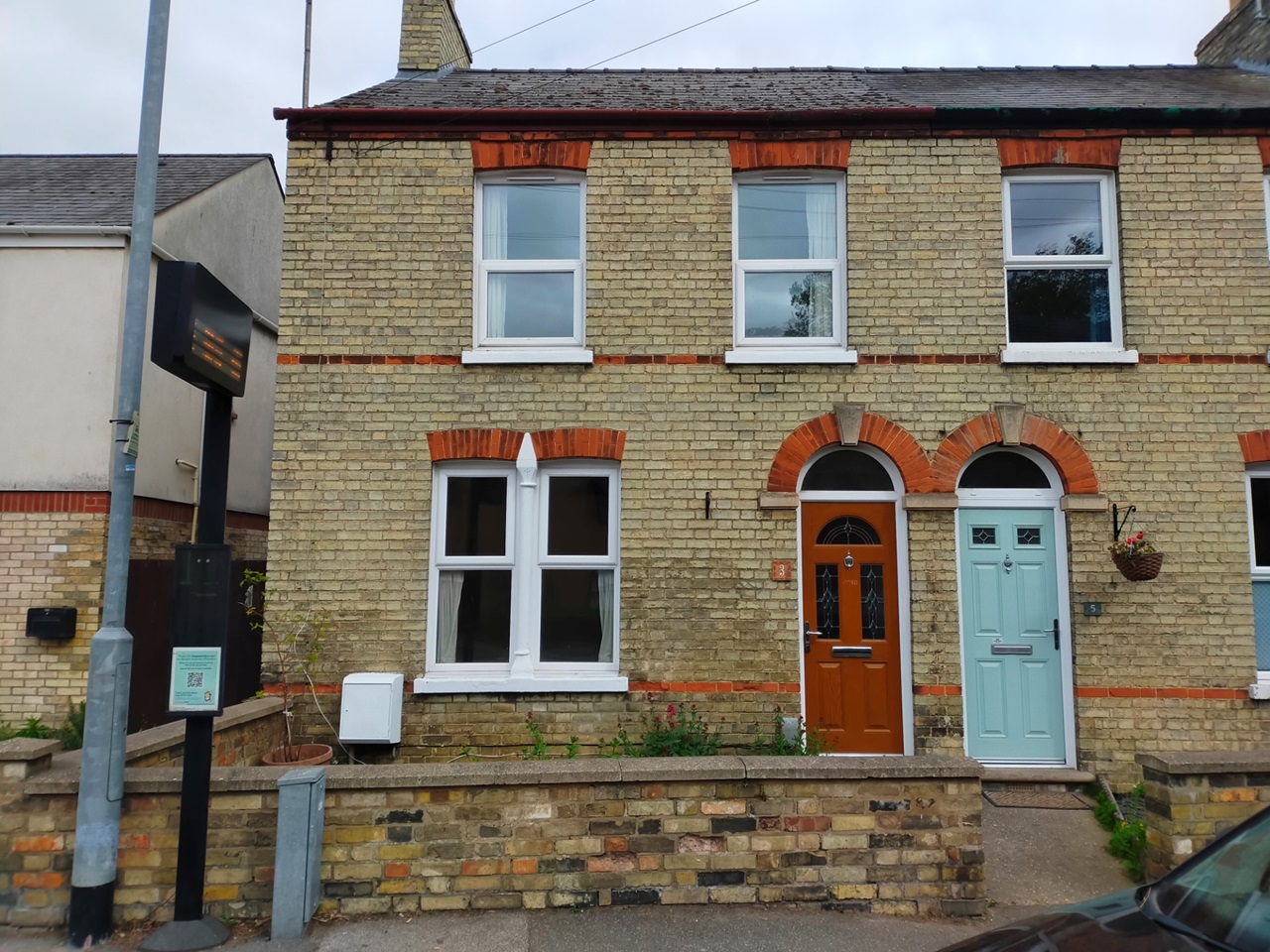2 Bed Semi-Detached House, Cambridge Road, CB24, N1 7GU