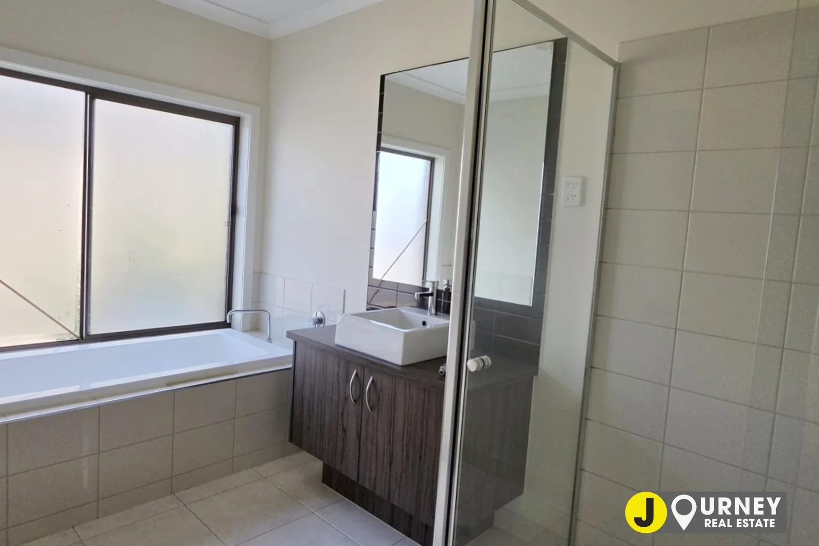 Additional image 10 of 116 Waterview Boulevard, Craigieburn VIC 3064