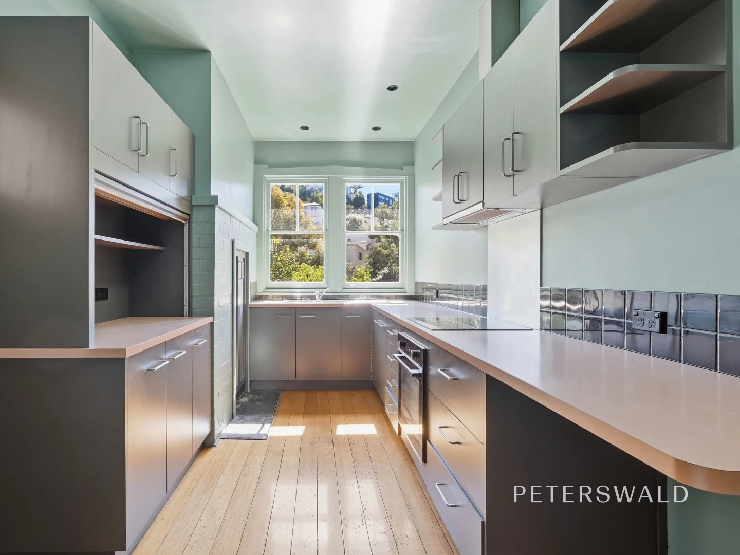31 Cato Ave, West Hobart TAS 7000 photo 3