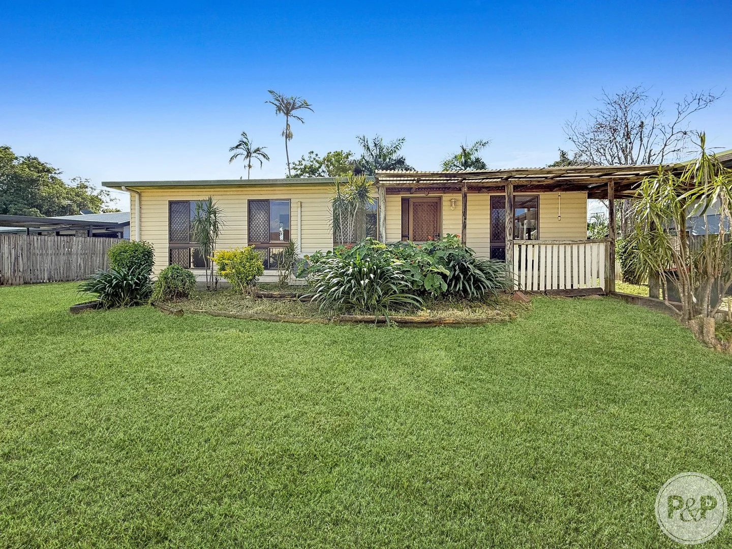 9 Woodlea Court, Kelso QLD 4815