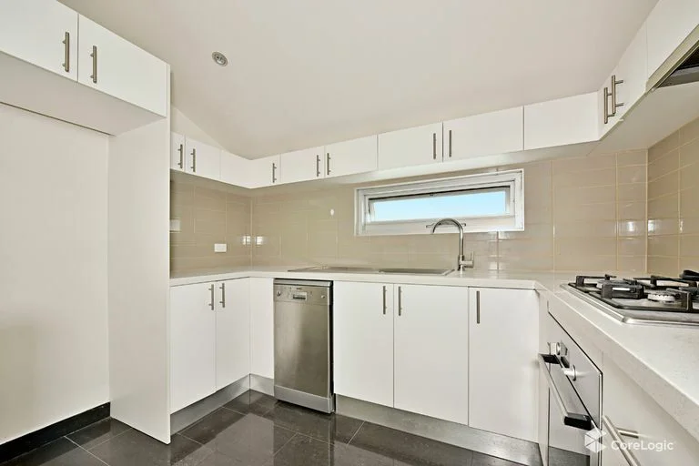 Unit 12/29 Holloway Street, Ormond VIC 3204 photo 2
