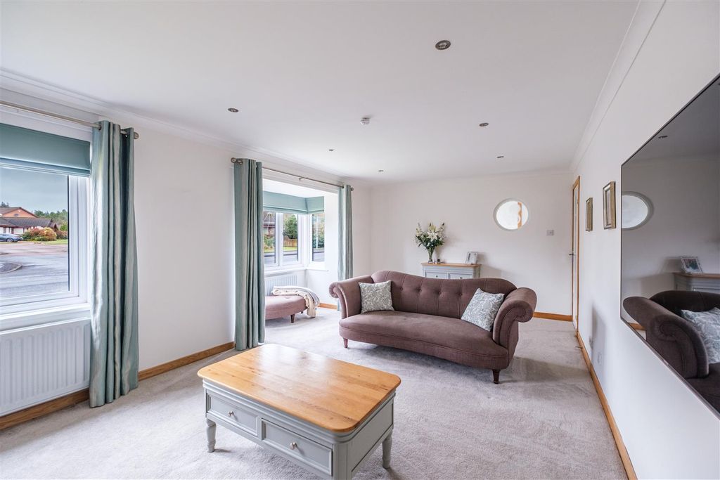 Additional image 2 of 5 bed detached house for saleTurnbull Way, Strathaven ML10