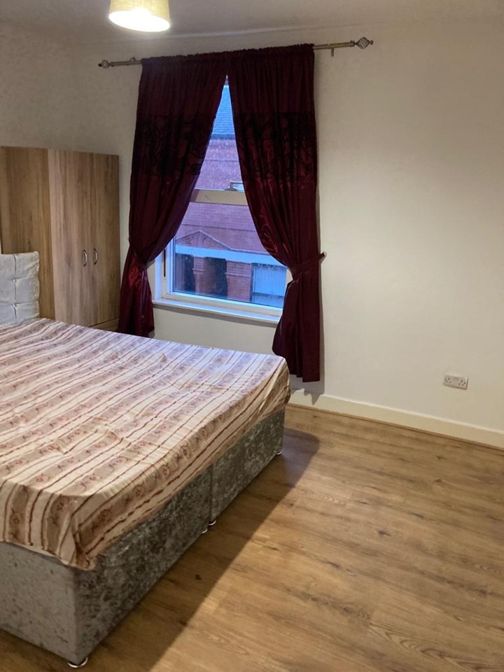 4 Bed Terraced House, Cowesby St, M14, N1 7GU