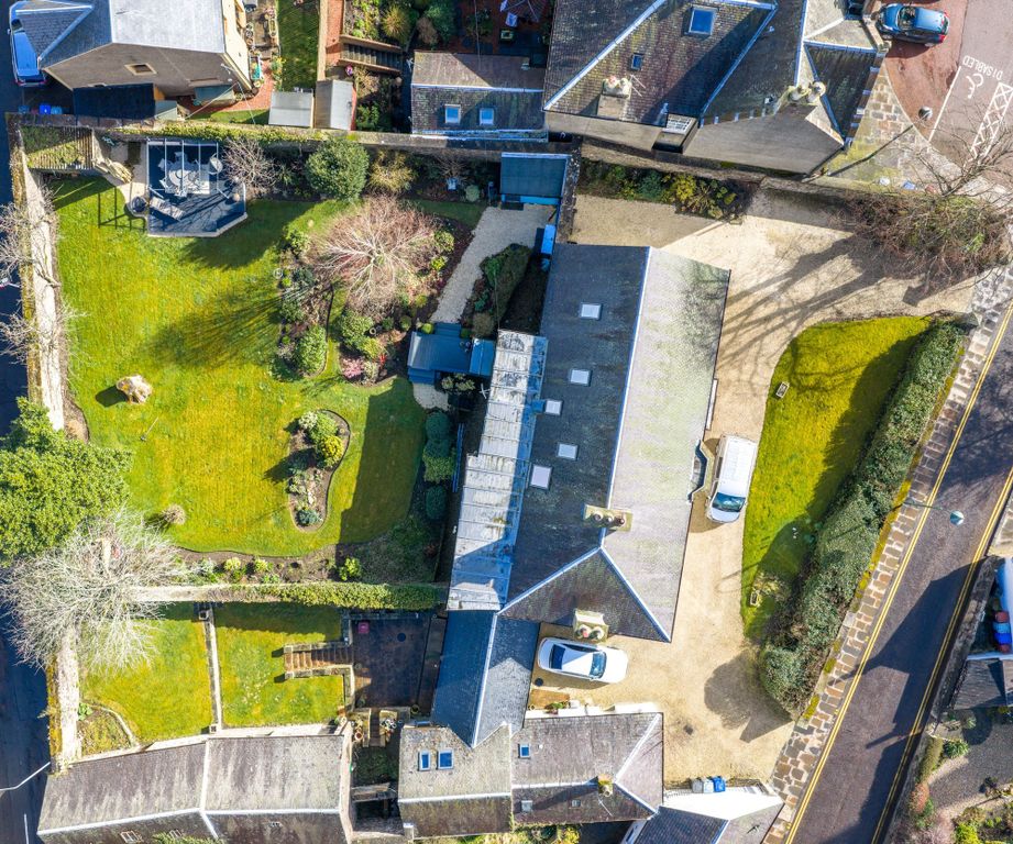 Additional image 4 of 3 bed flat for saleUpper Davaar, 75 High Street, Biggar ML12