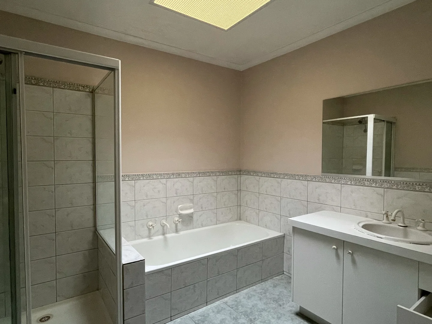 Additional image 7 of 2/11 Graham Street, Glen Waverley VIC 3150